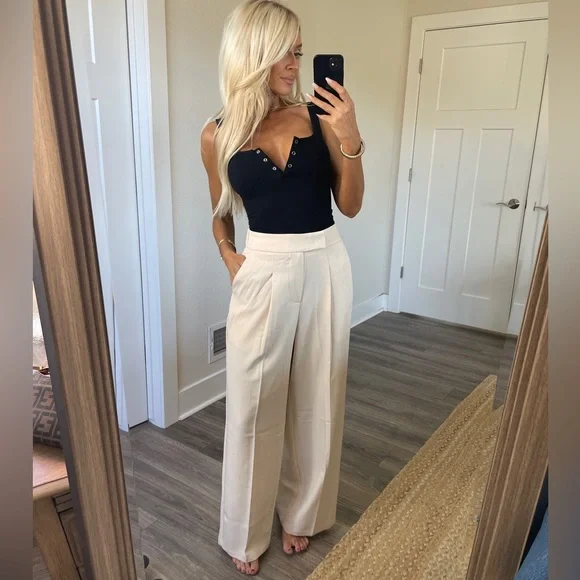 NWT High-Waist Wide Leg Cream Trousers - Picture 5 of 7